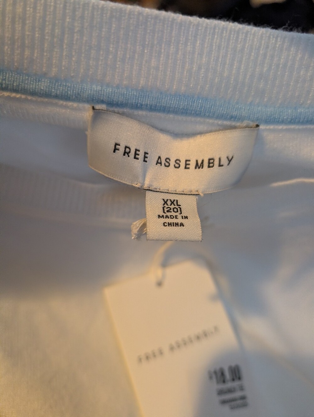 NWT Free Assembly Soft Short Sleeve  Sweater  Top XXL  White Top Sweater - Picture 6 of 8